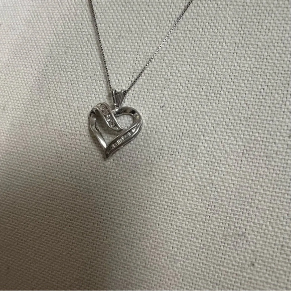Sterling heart necklace
Stamped 925 - Picture 3 of 4